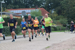 10-km273