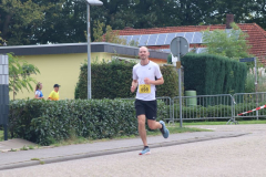 10-km387