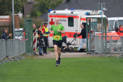 10-km438