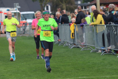 10-km889