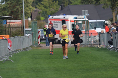 10-km947